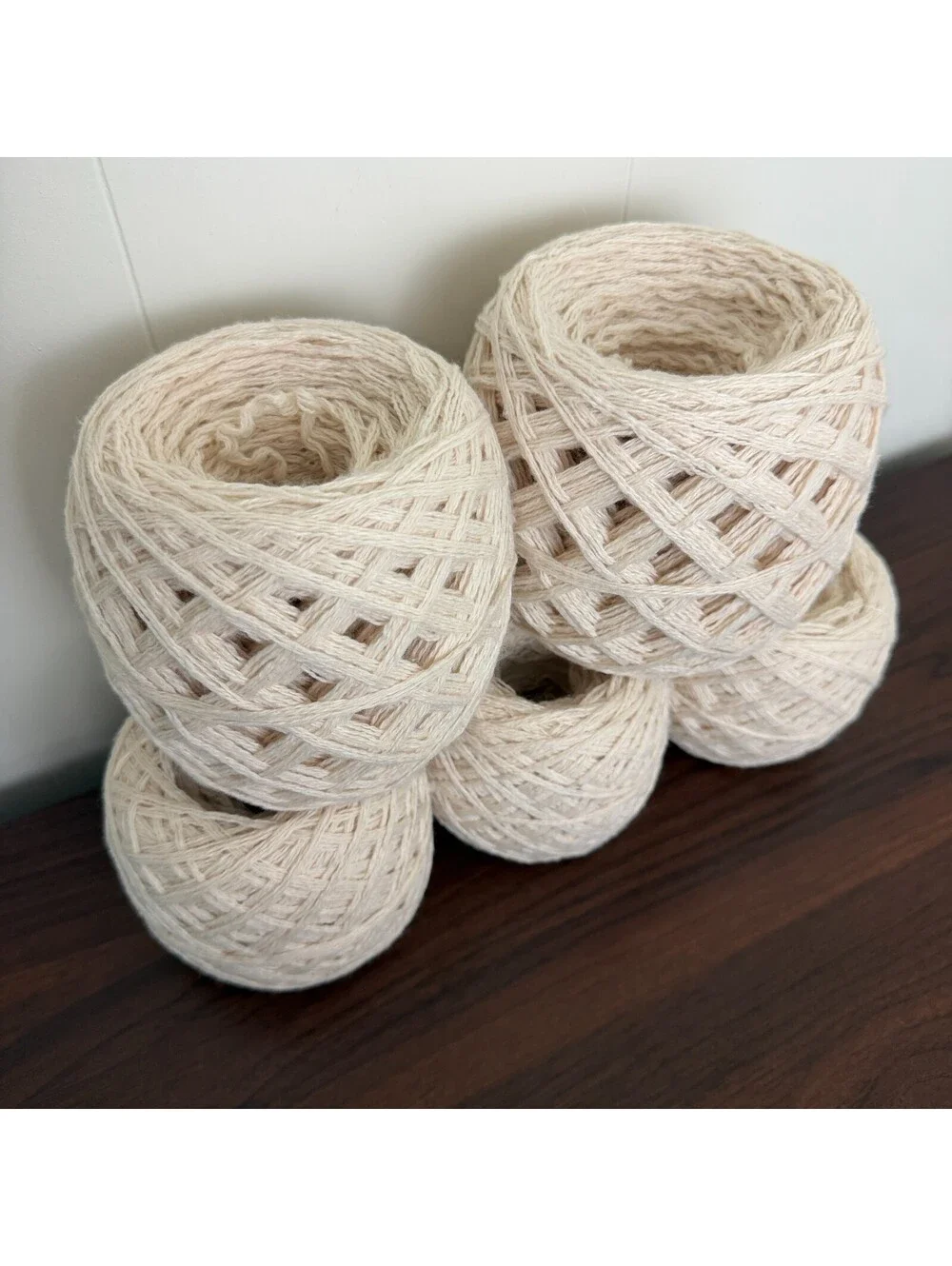 Reclaimed Acrylic Polyester Worsted Yarn 1,231 Yds Ivory 570g (5 Cakes)